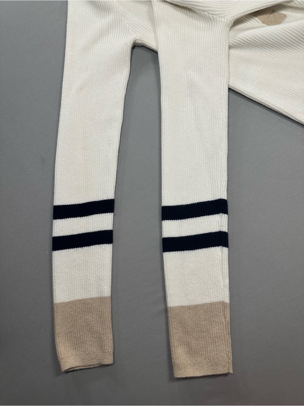 Faherty Mikki Henley Ribbed Sweater w/ Neutral Colorblocking - Fits XS (Label S) - Picture 11 of 15
